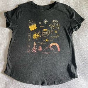 Old Navy Size M Everywear Graphic T-Shirt